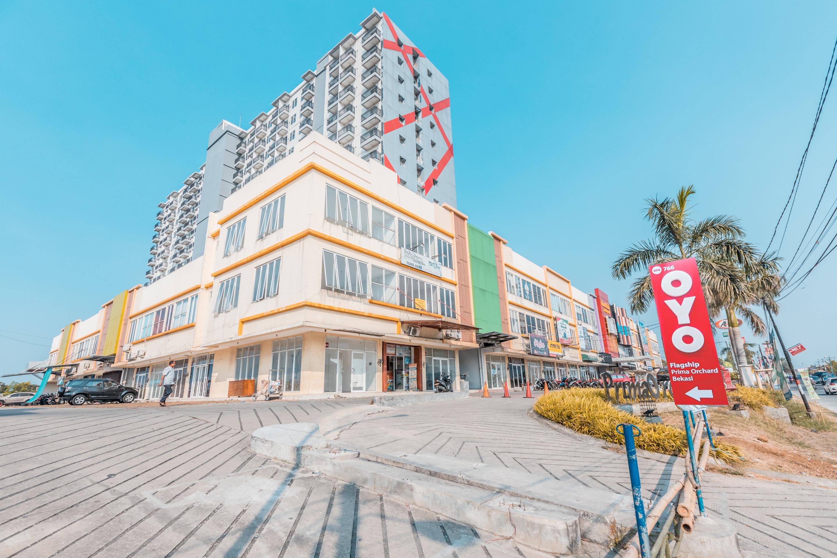 Hotel Oyo Flagship 766 Prima Orchard Bekasi Esterno foto